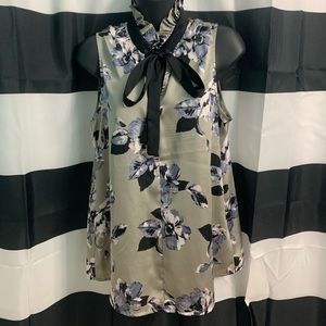 The Limited brand sleeveless, ruffle neck blouse